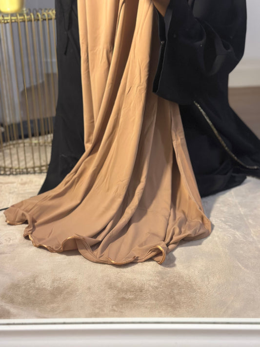 5 conseils pour rester stylée et à l’aise en hijab pendant l’été