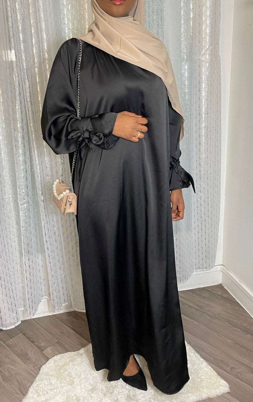 Abaya satin noir Anaya - almoonparis